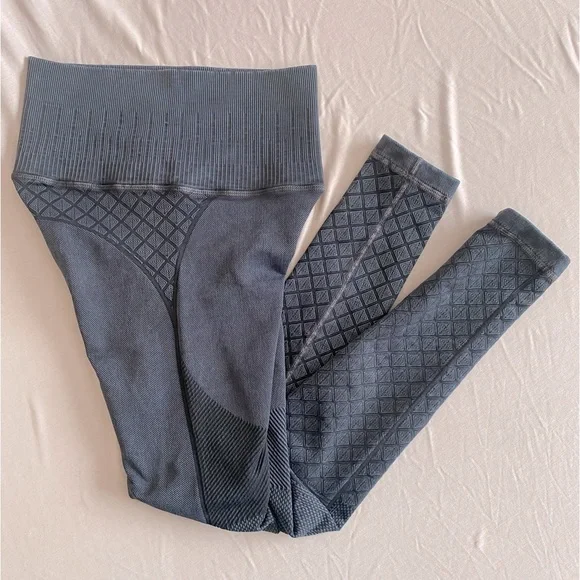 Avocado Vintage Denim Moto Leggings - Picture 4 of 11